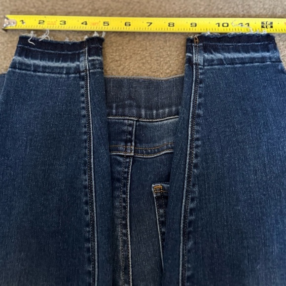 Spanx Denim blue distressed Jeggigs Sz Small Petite - Picture 8 of 8